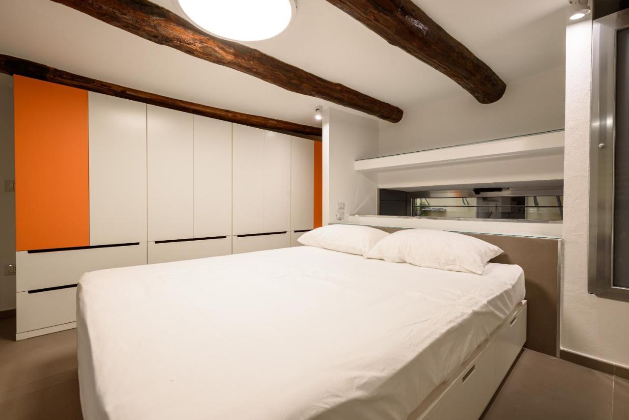 Riviera Di Chiaia 155 Apartment Napoli Bagian luar foto