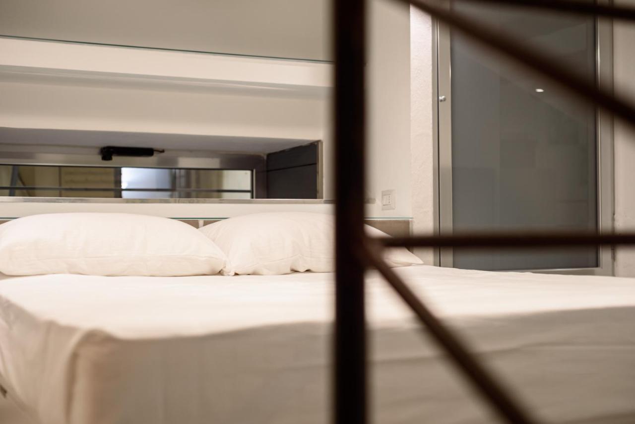 Riviera Di Chiaia 155 Apartment Napoli Bagian luar foto