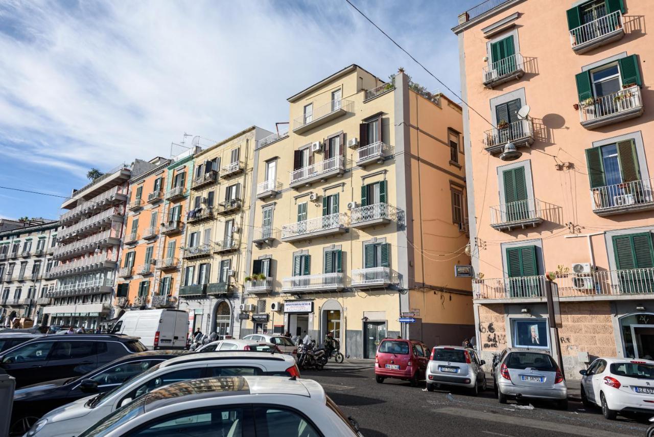 Riviera Di Chiaia 155 Apartment Napoli Bagian luar foto